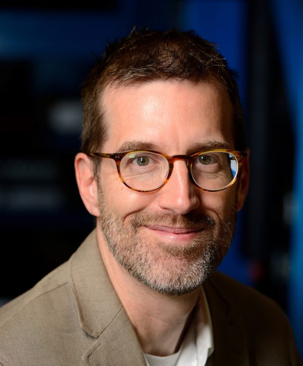 Schafer headshot 2017 cropped